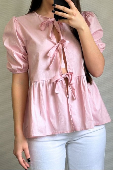 Pink short-sleeve bow blouse