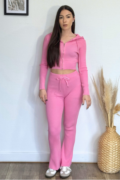 Tight pink ribbed vest and flare pants set