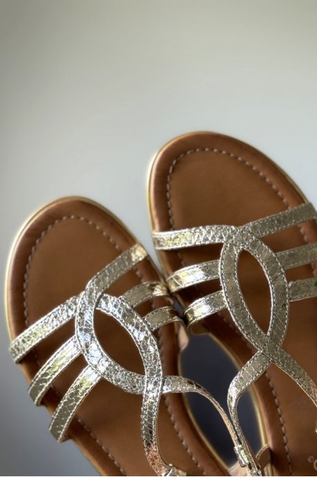 Flache Sandalen mit Riemchen in Gold