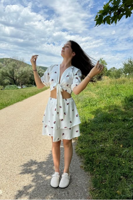 Ensemble top et jupe à motif cerise