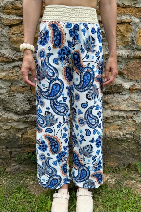 Pants with blue bandana print