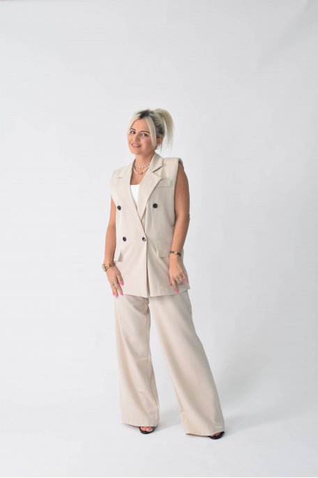 Beige sleeveless suit set