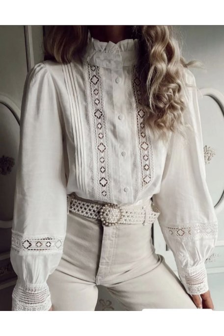 Blouse dentelle col montant blanc