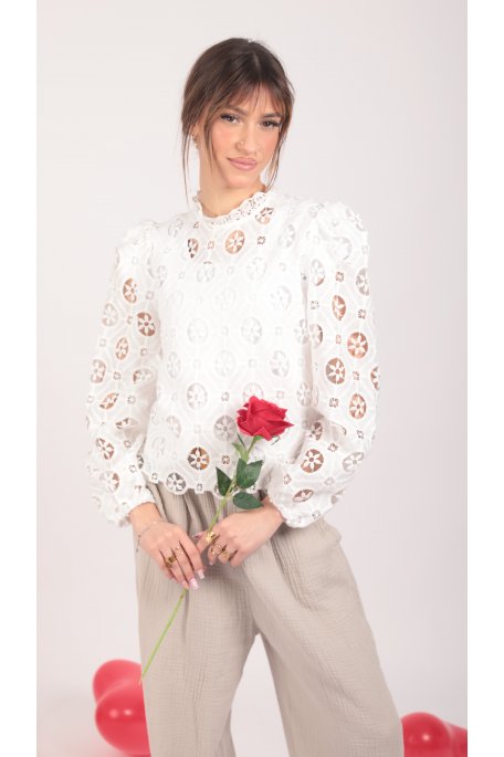 White lace top