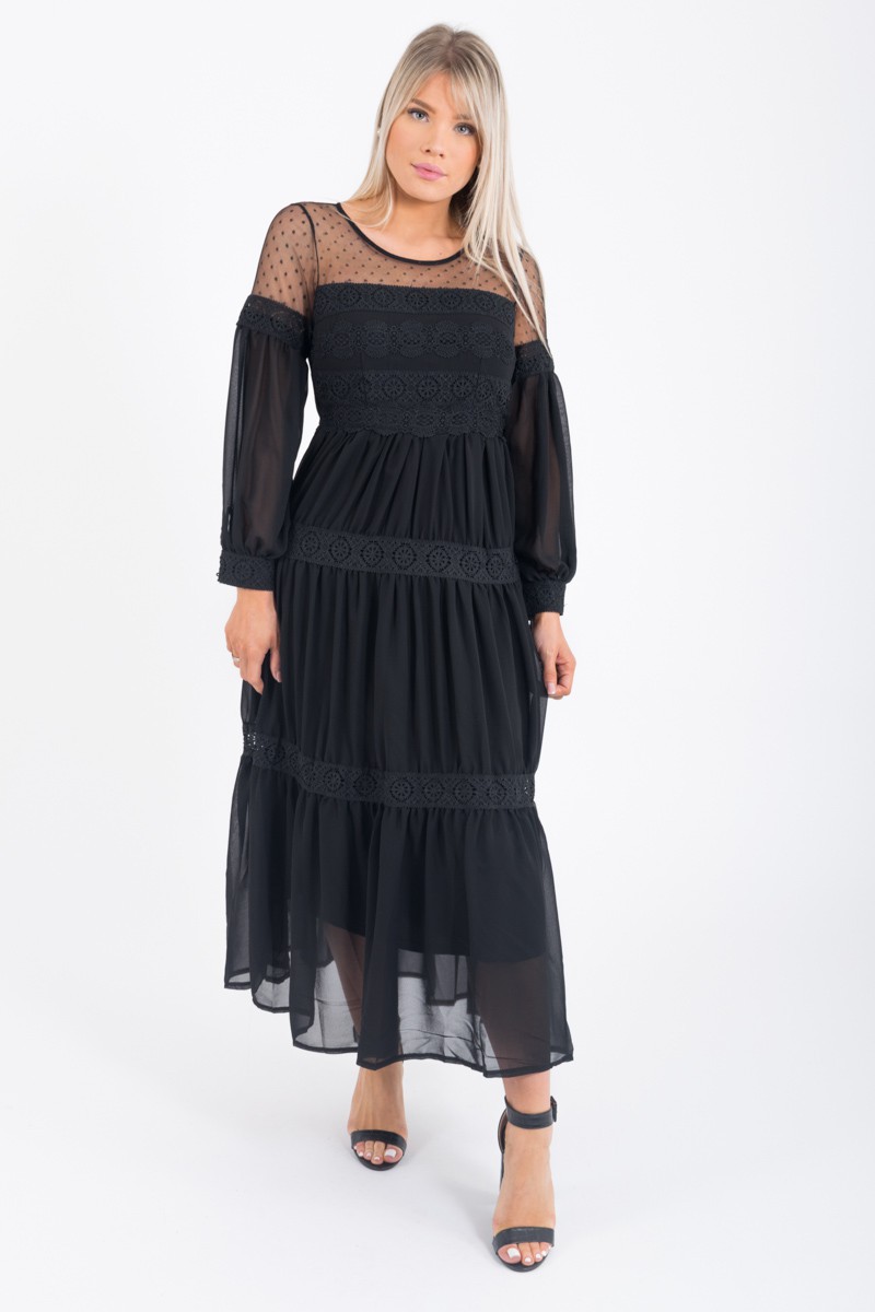 robe noire brodee