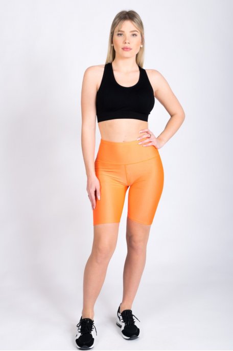 Orangefarbene Radlerhose