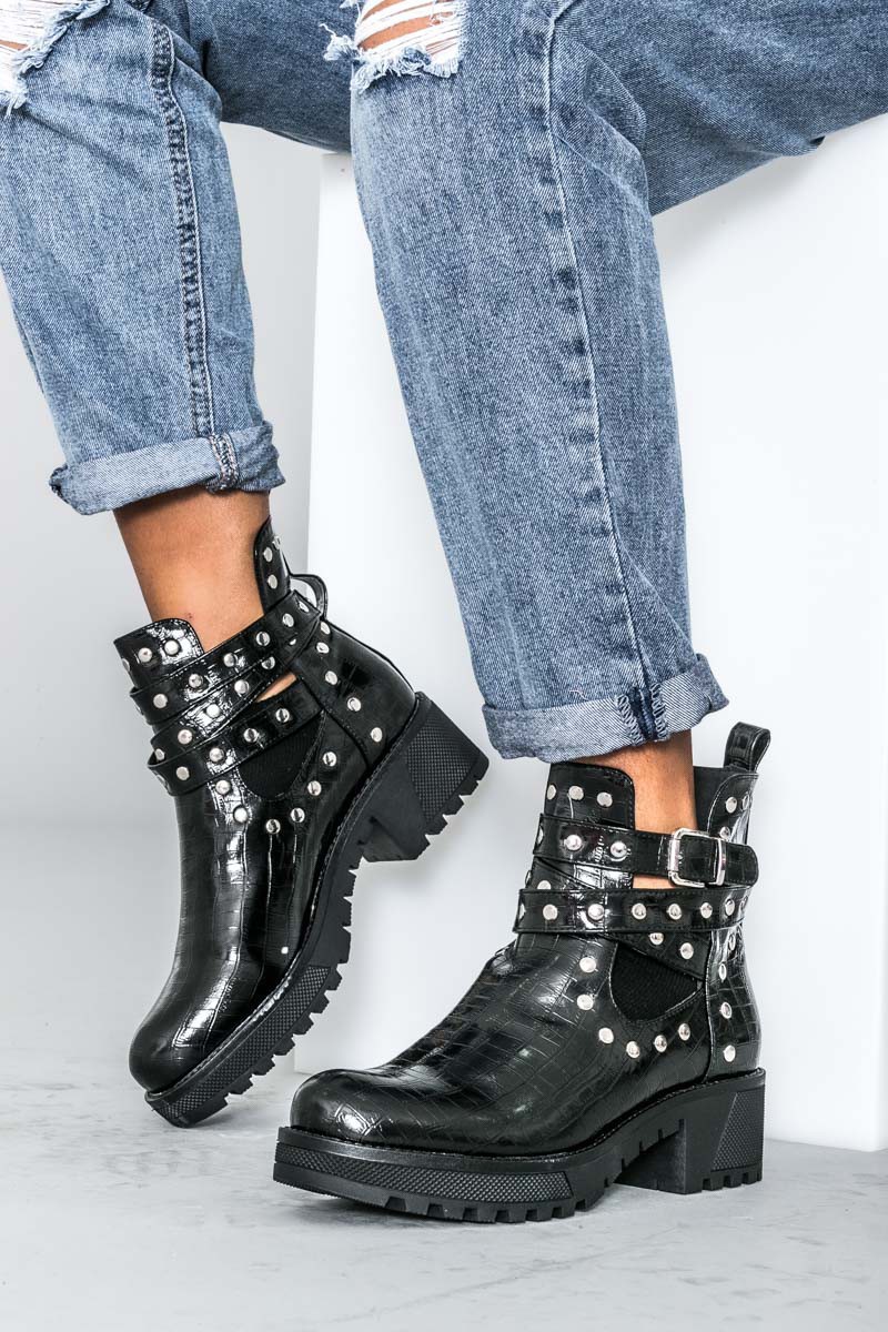 Bottines cloutees outlet