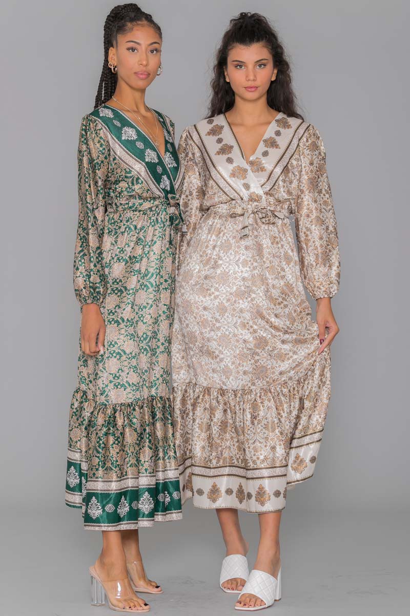 robe motif baroque