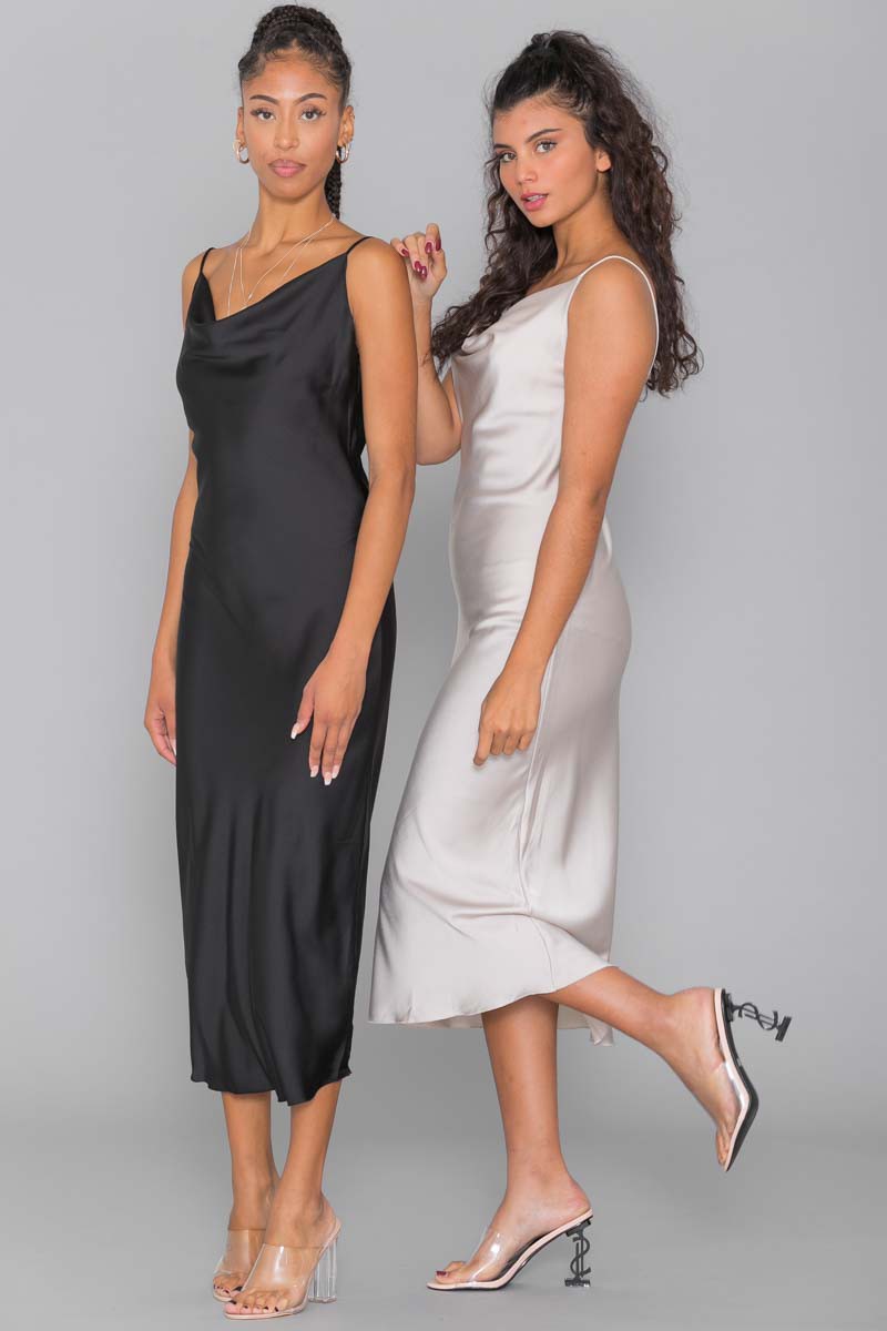 robe longue satin beige