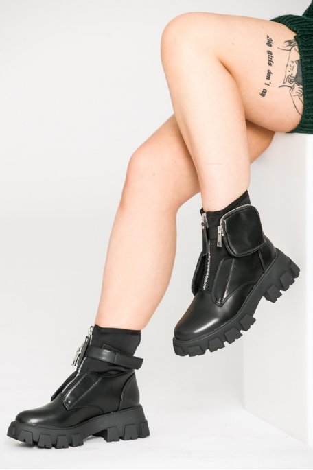 Two-material zipped boots with black pocket