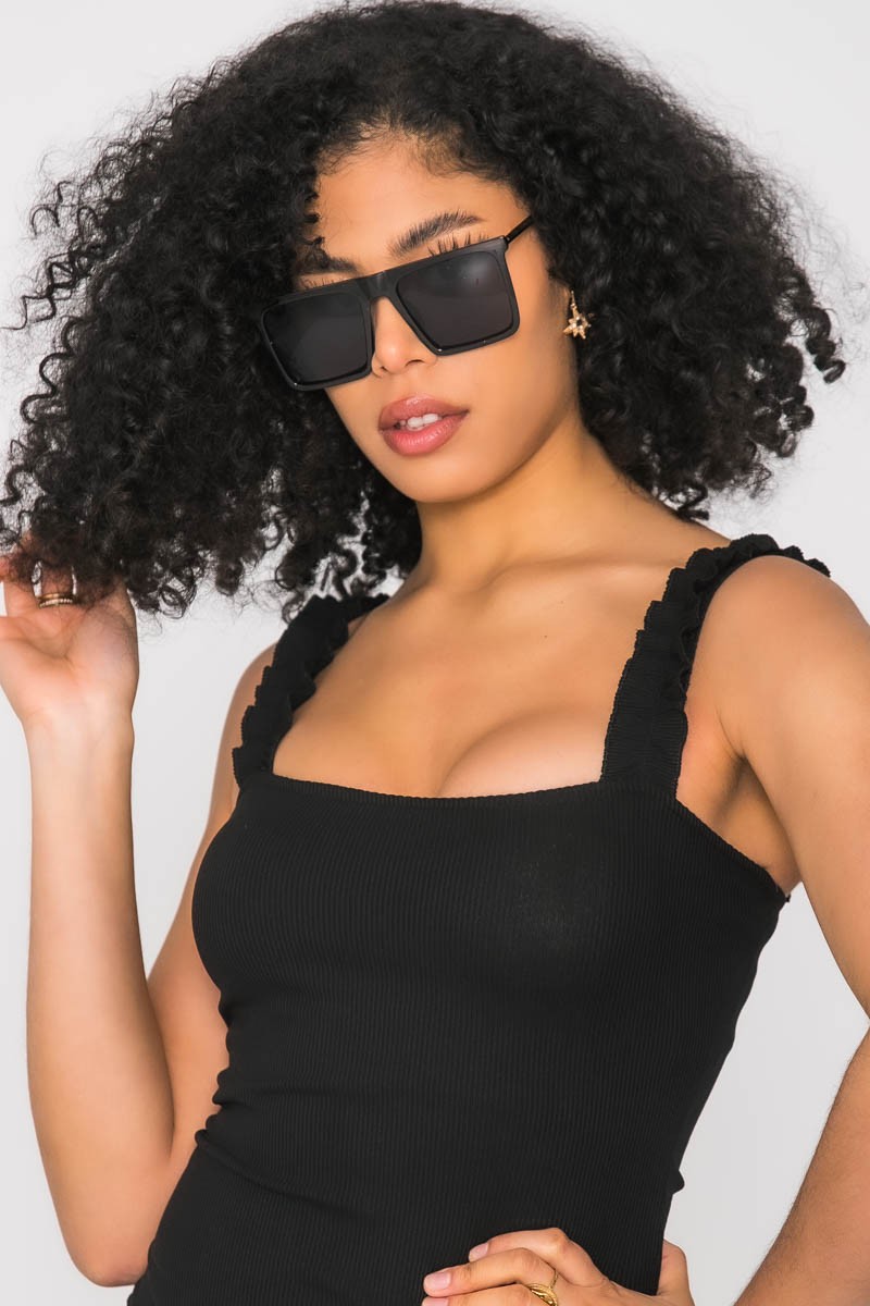 Lunette de soleil carré femme 2025