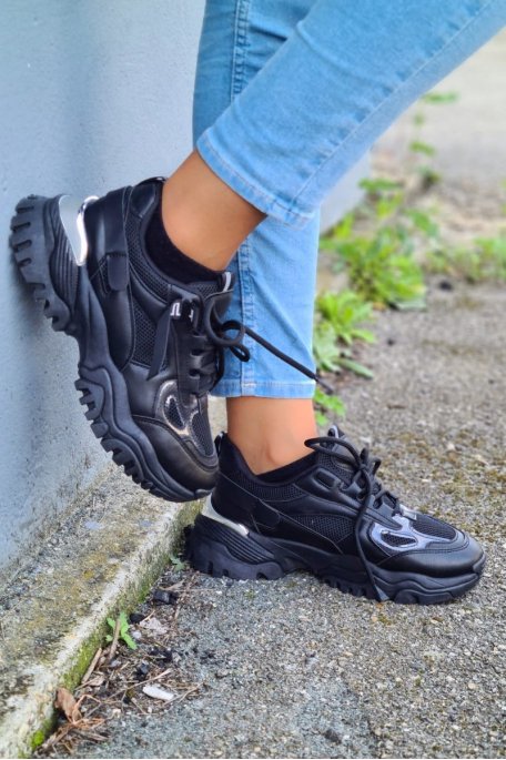 Black thick sole sneakers