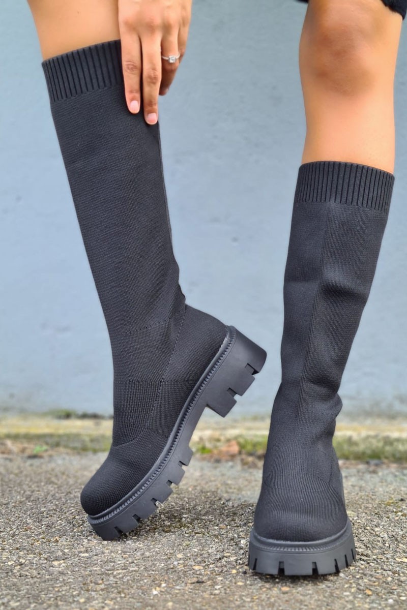 bottes hautes chaussettes
