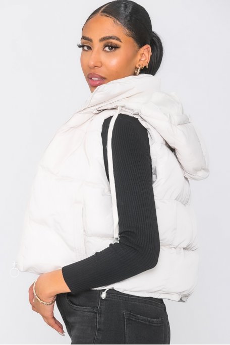 Sleeveless quilted down jacket with ecru hood