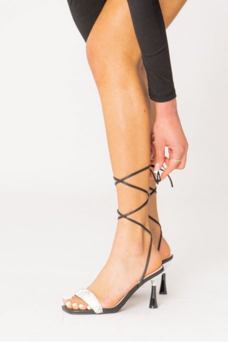 Sandalen mit Pyramidenabsatz Schnürsenkel zum Binden schwarz